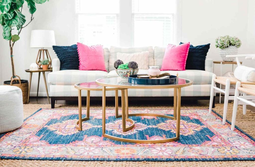 cozy organized home bright living room simple decor.jpg casa aconchegante e organizada sala de estar iluminada decoração simples utilizando o método 7 Pequenas Mudanças que Transformam Seu Lar com Organização e Conforto: 7 Hábitos que Deixam a Rotina Mais Leve
