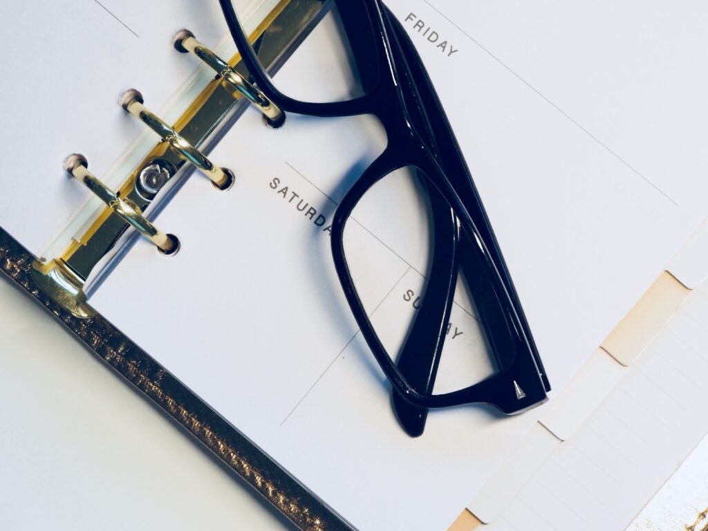 planejamento simples rotina diária lista tarefas leve organização casa caderno exemplo de um dos 10 hábitos simples para uma rotina mais organizada